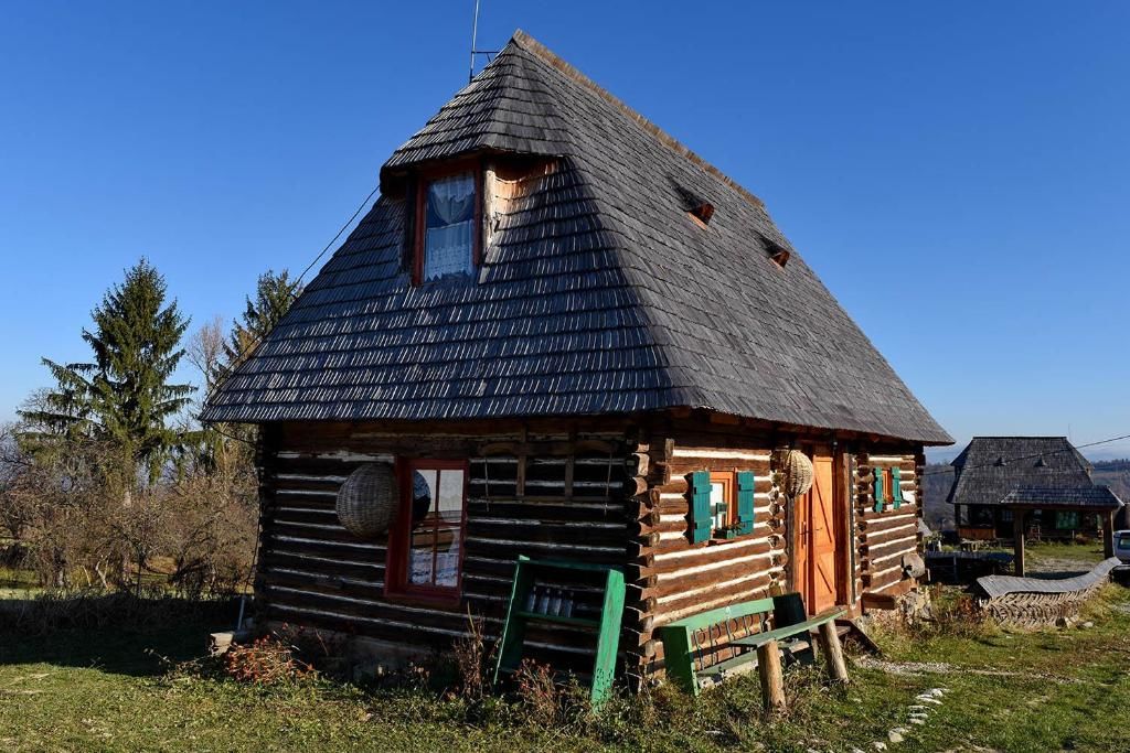 Гостевой дом Complex tradițional Casa din Vale Breb